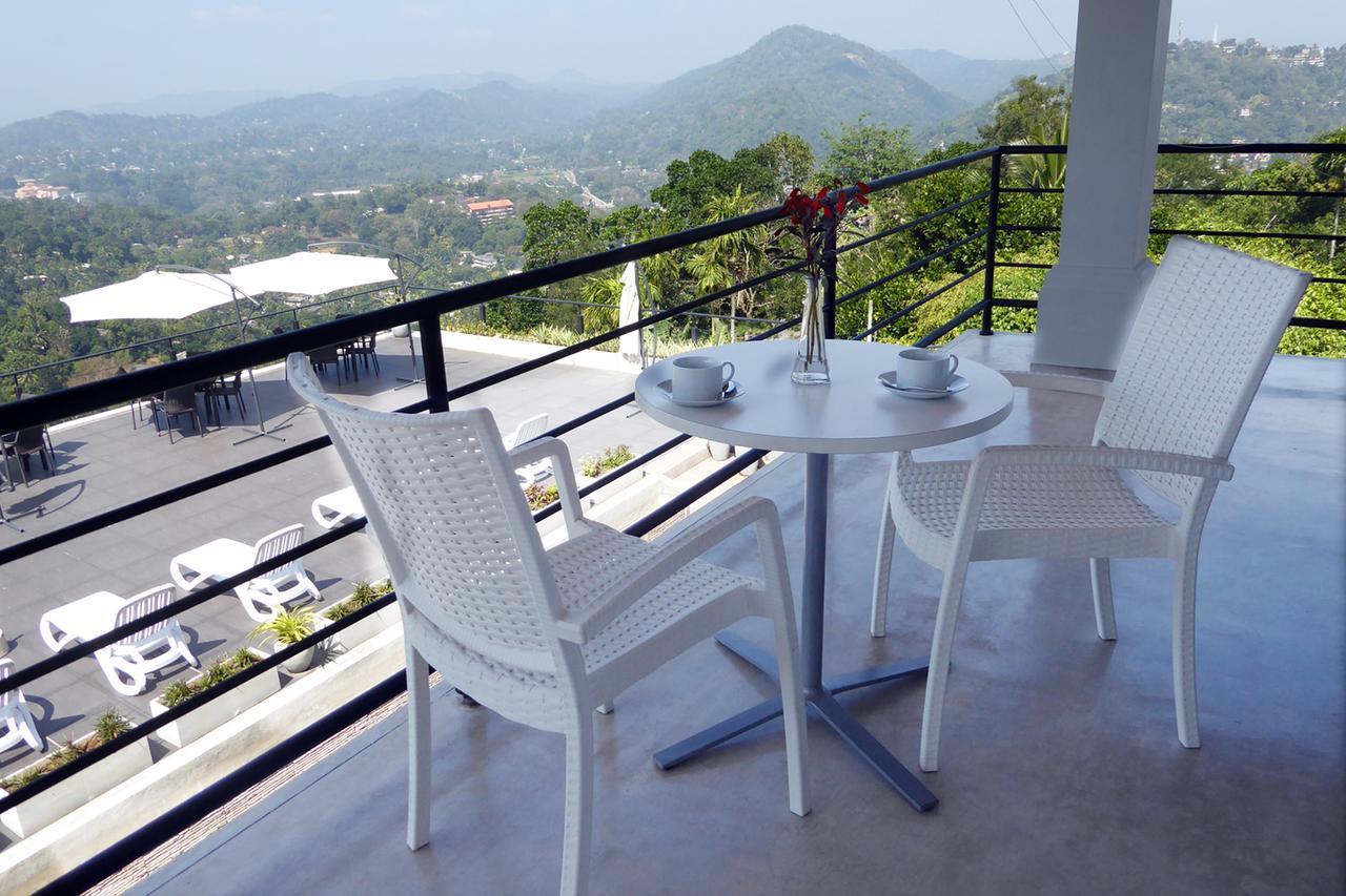 390 Villa Vista Канди Экстерьер фото